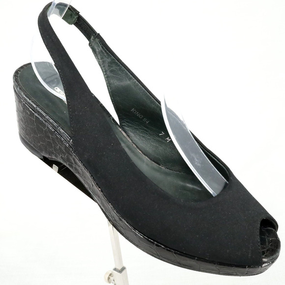 Donald J Pliner Sandals Womens 7 Black Heels Shoes King Fabric Upper Resoled - Picture 1 of 13